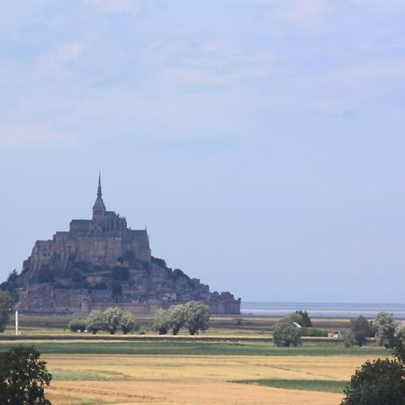 Vila Le Coin Des Hirondelles Pontorson Exteriér fotografie
