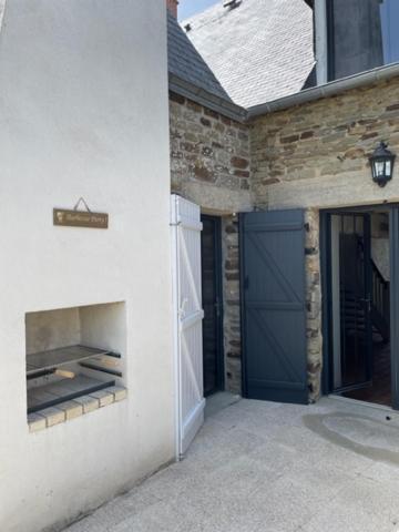 Vila Le Coin Des Hirondelles Pontorson Exteriér fotografie